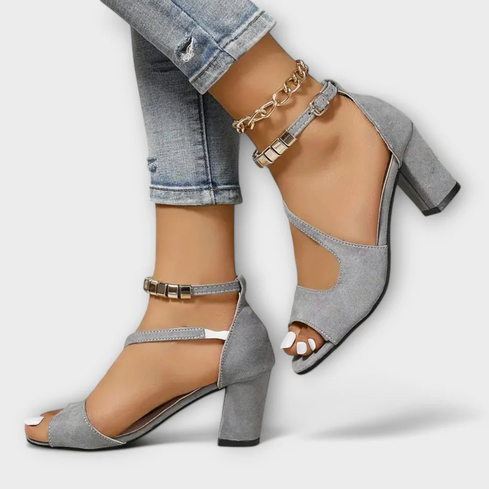 ANISHA COURT HIGH HEELS
